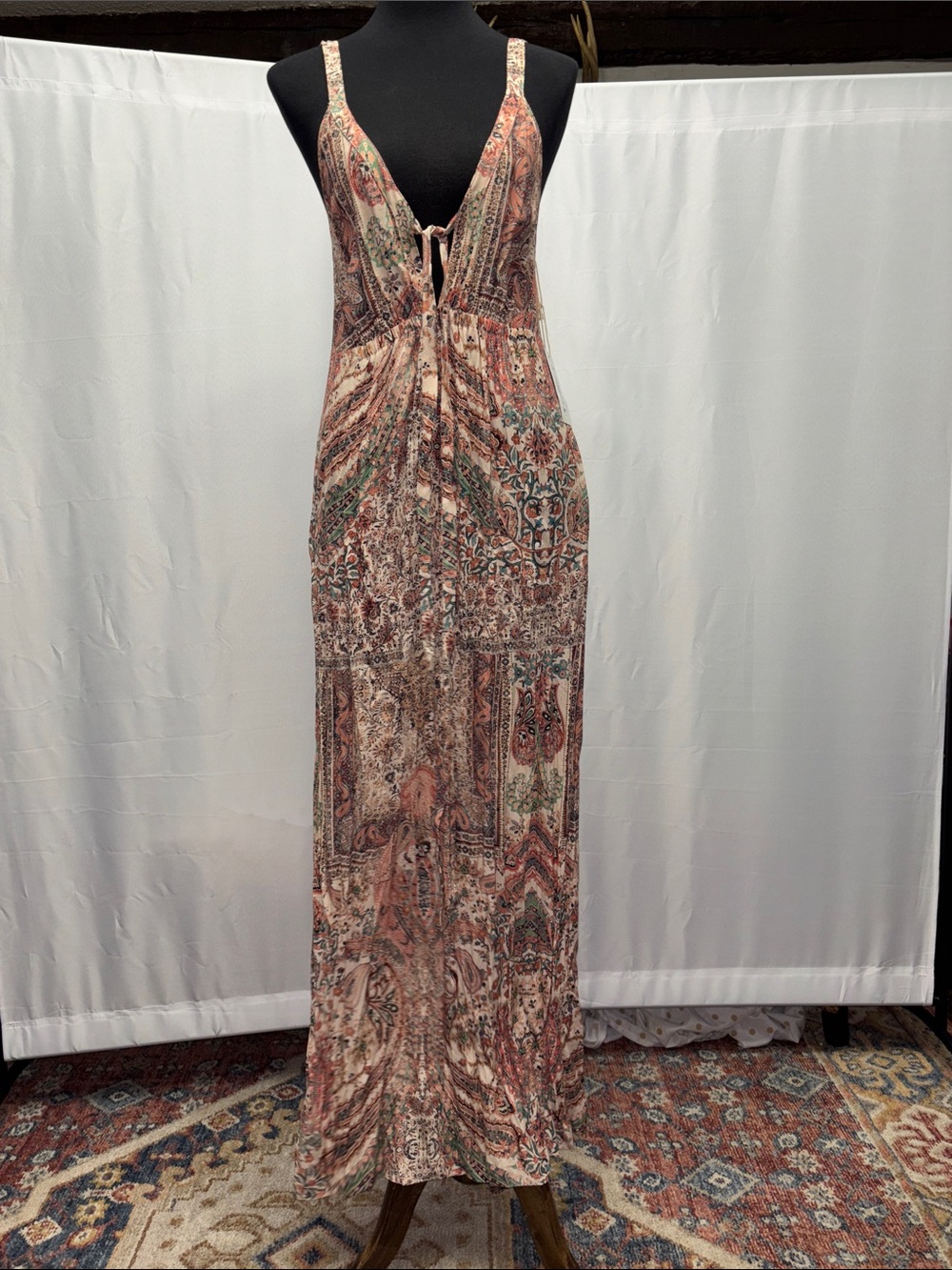 Fifteen Twenty Paisley Print Tie-Front Maxi Dress in Coral and Cream Size Large